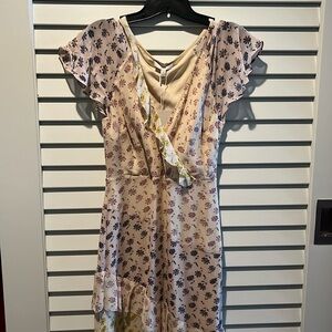 JOIE. Multicolor short sleeve dress with flowers. Size 2. New without tag